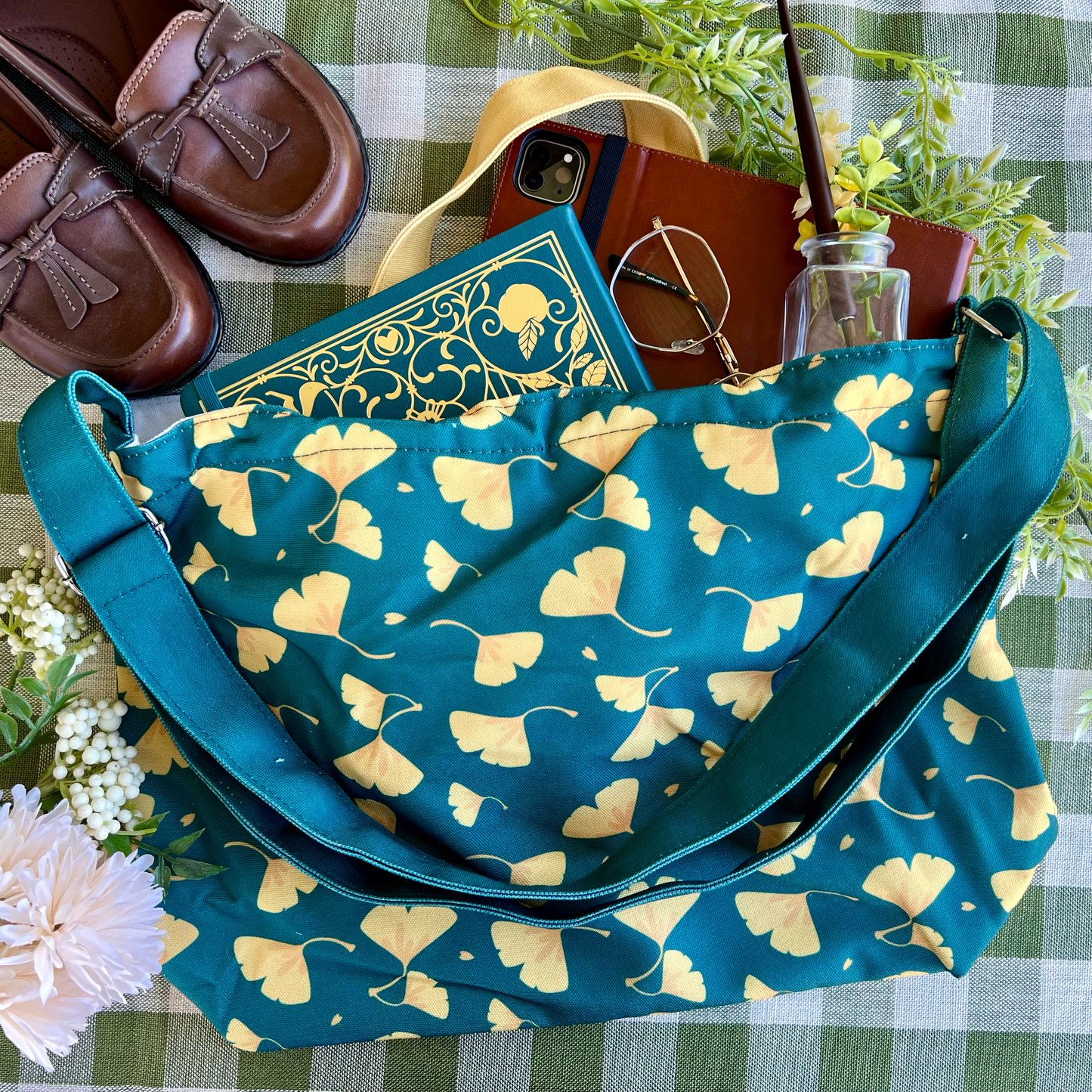 Emerald Ginko Messenger Tote